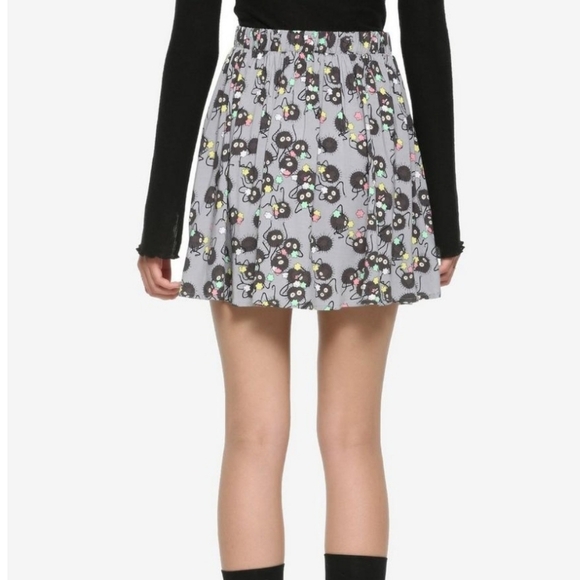 Her Universe Studio Ghibli Spirited Away Soot Sprite Button-Front Skirt - Picture 3 of 11